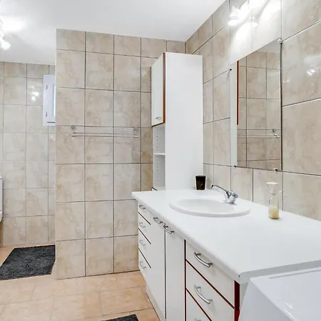 Holiday home In With Kitchen